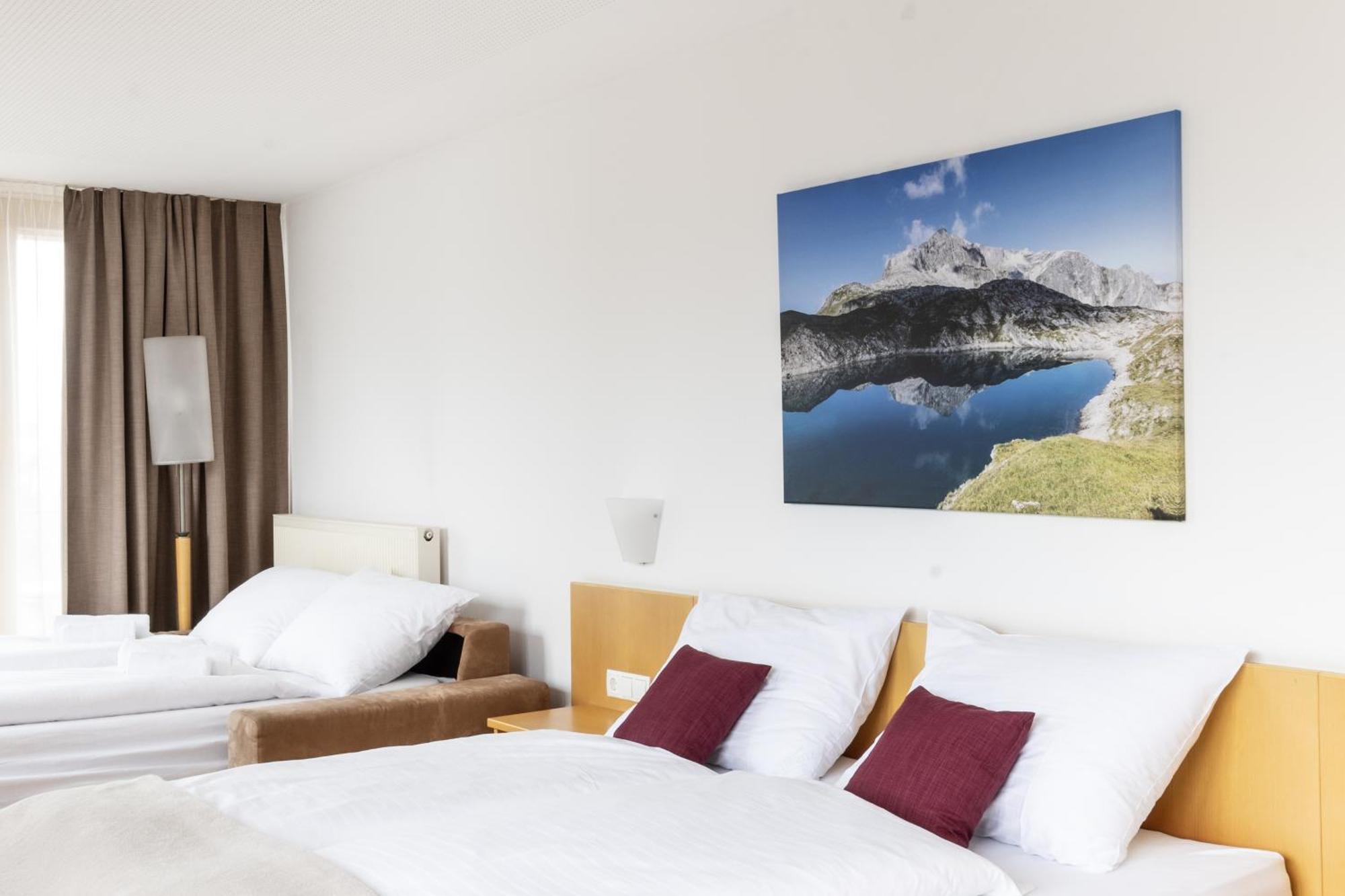 Hotel Loewen Lingenau Luaran gambar