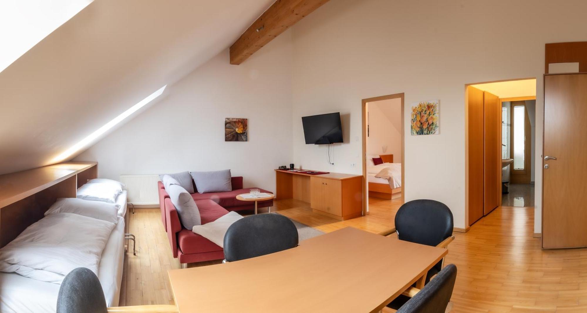 Hotel Loewen Lingenau Luaran gambar