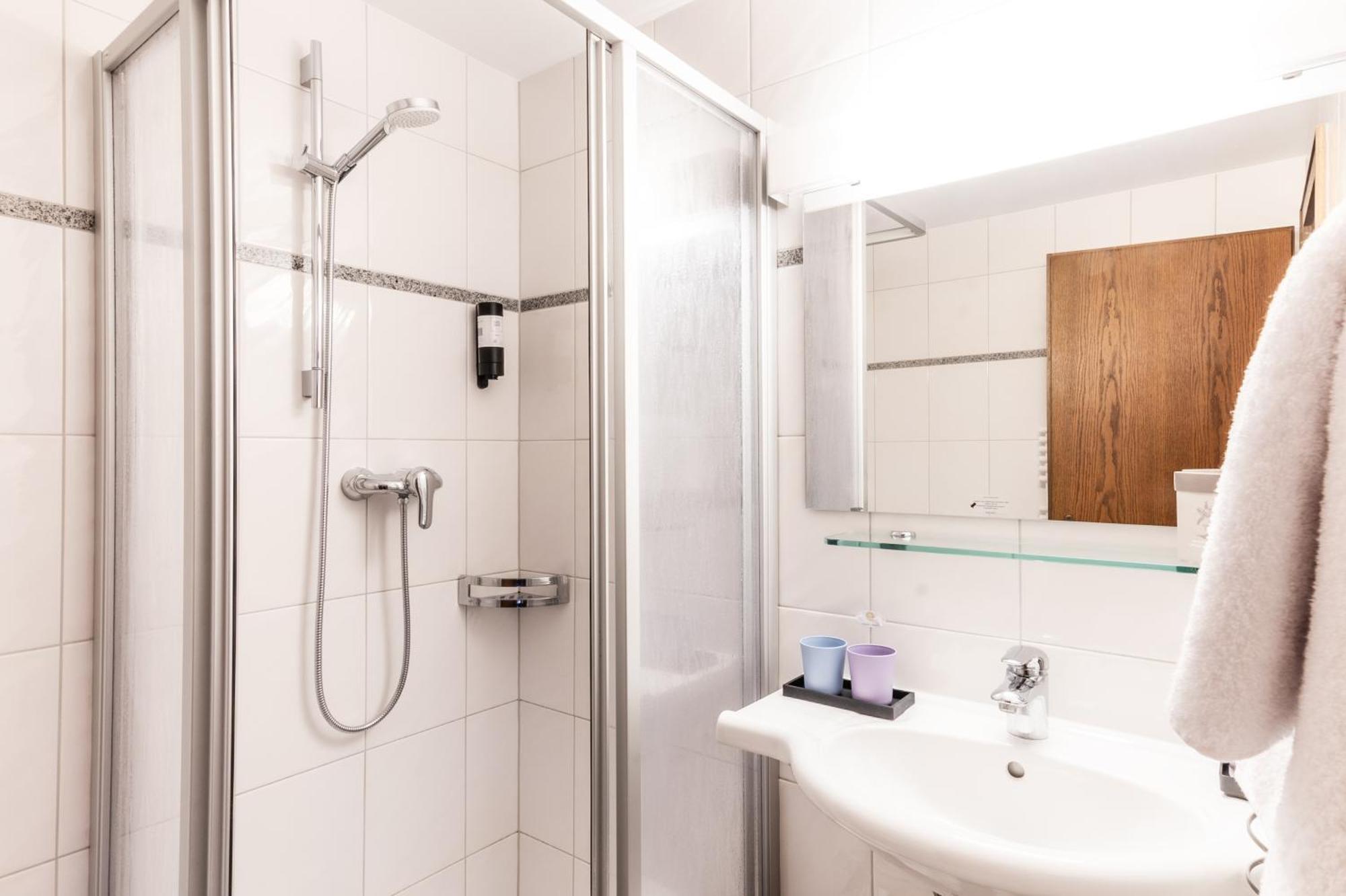Hotel Loewen Lingenau Luaran gambar