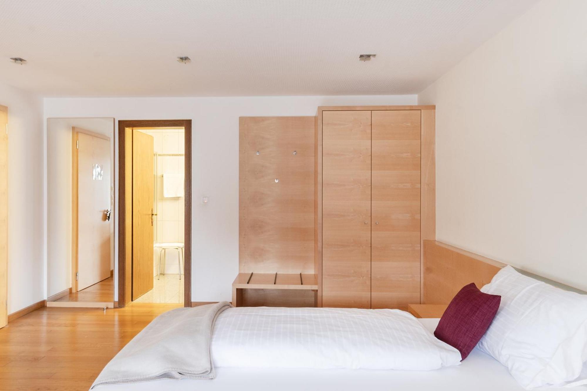 Hotel Loewen Lingenau Luaran gambar